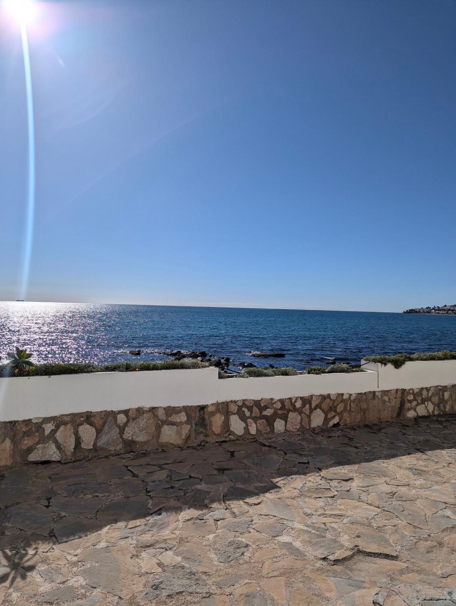 Rise & Shine Beachfront La Cala La Cala De Mijas Bagian luar foto