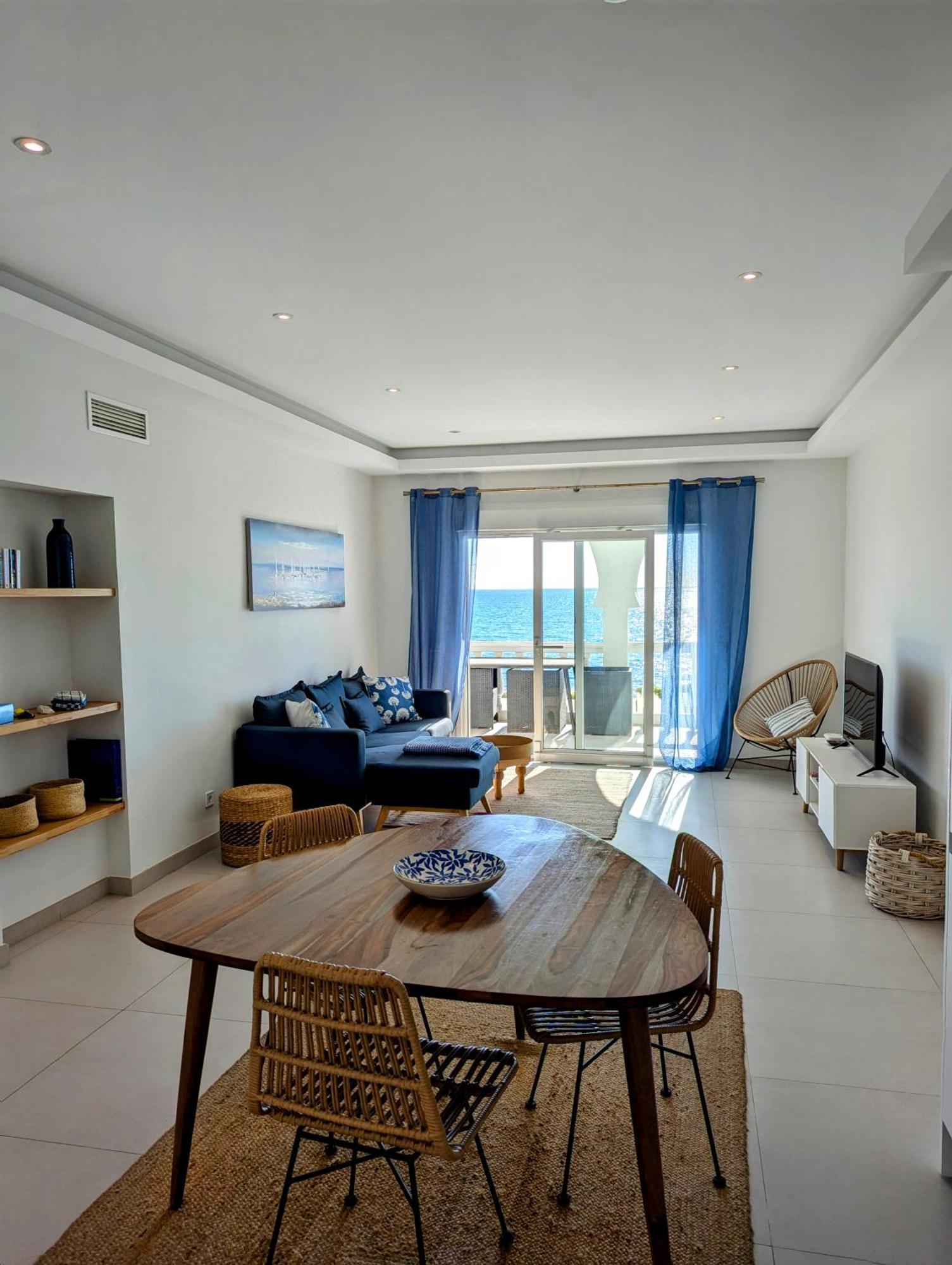 Rise & Shine Beachfront La Cala La Cala De Mijas Bagian luar foto
